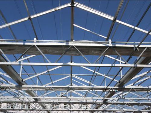 玻璃溫室骨架結構材質解析